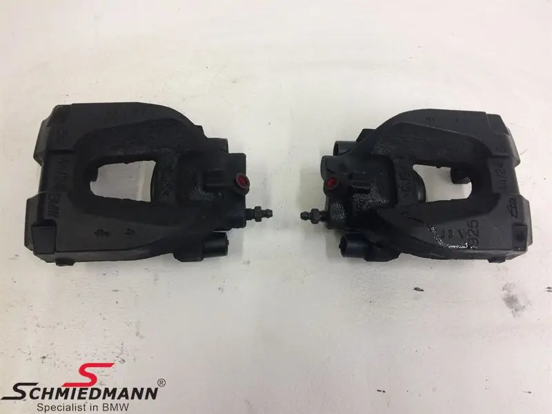 Tilaa nyt | Brake caliber set rear 34216786831 34 21 6 786 831 6786831