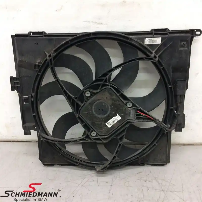 Uusi valikoimassa | Radiator blower complete 400W 17428641963 17 42 8 641 963 8641963