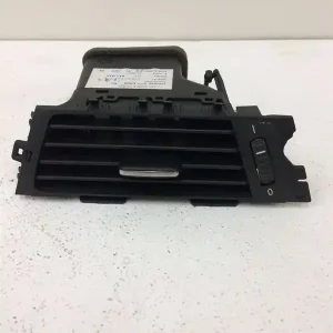 Front fresh air grille left 64229130467 64 22 9 130 467 9130467 | Heti saatavilla