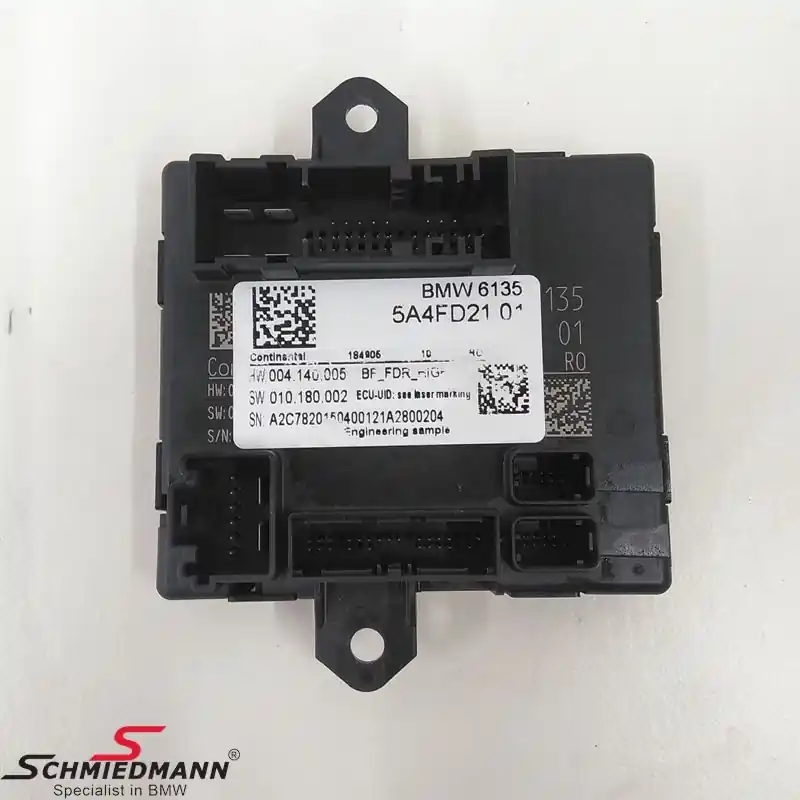 Elektrical box right door - 61355B3EC64 61355B3EC64 61 35 5 B3E C64 5B3EC64 | Uutta